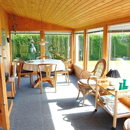 Holiday Strandgarden 098552 Tatil Evi Sæby